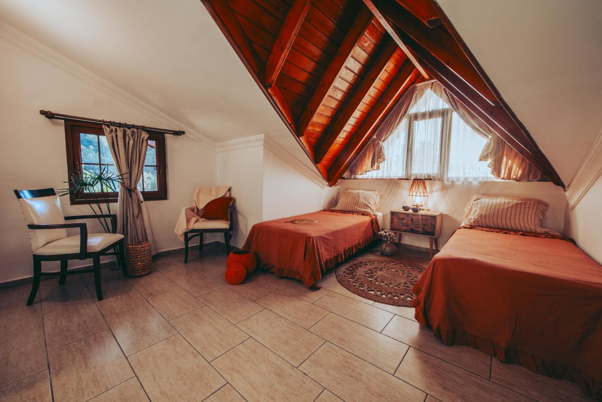 Mesken Inn Hotel 戈西克 外观 照片