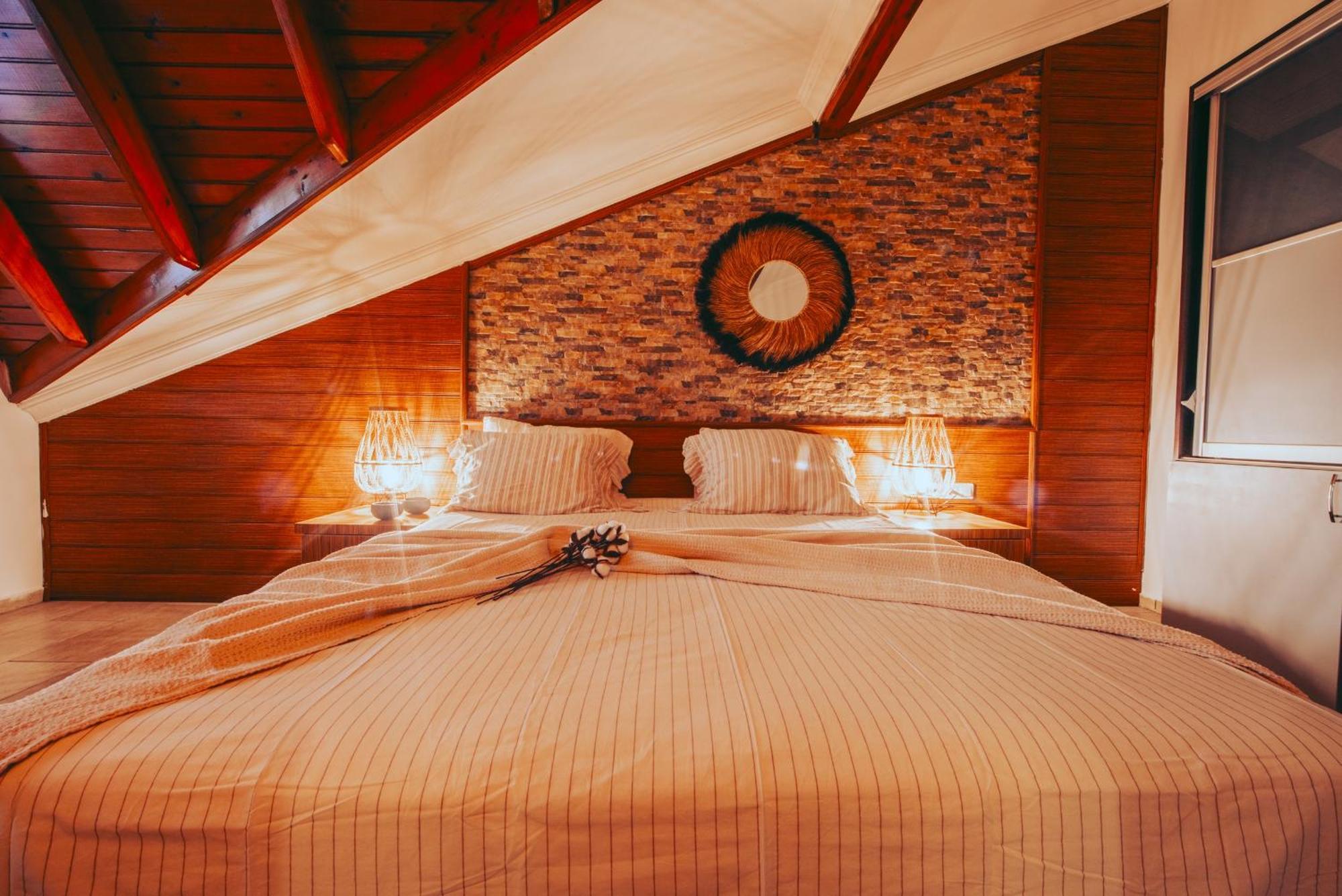 Mesken Inn Hotel 戈西克 外观 照片