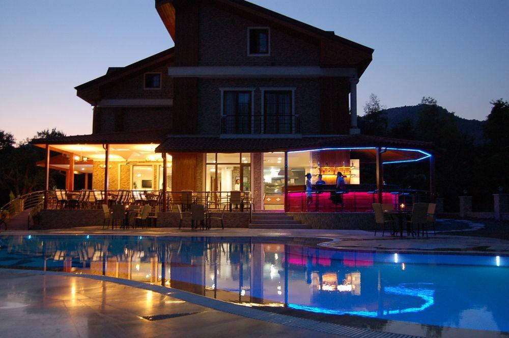 Mesken Inn Hotel 戈西克 外观 照片
