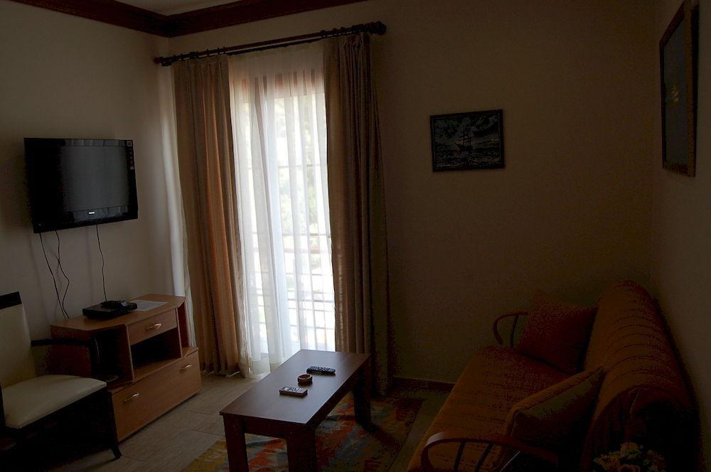 Mesken Inn Hotel 戈西克 外观 照片